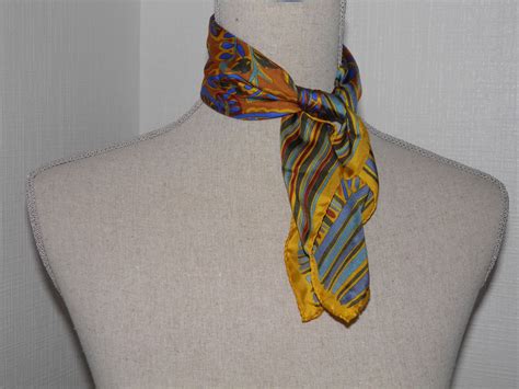 foulard yves saint laurent vide dressing|Yves Saint Laurent Vintage Foulard .